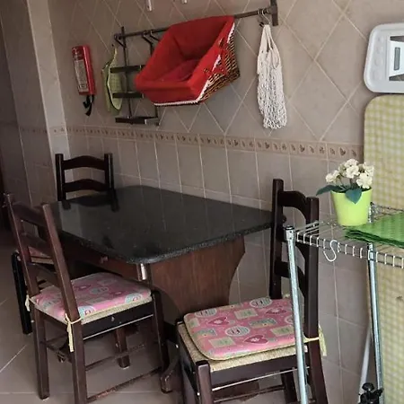Διαμέρισμα Residential With 3 Bedrooms, Elevator, And Plenty Of Natural Light, Close To Lisbon *