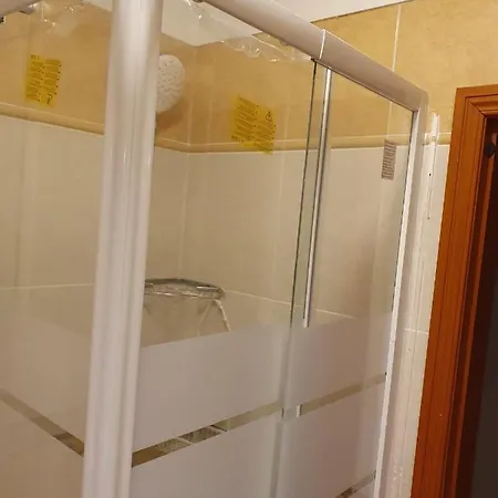 Διαμέρισμα Residential With 3 Bedrooms, Elevator, And Plenty Of Natural Light, Close To Lisbon